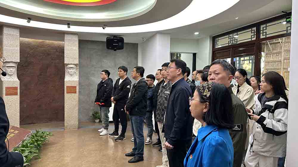 “循中流砥柱之风骨，守风华不染之初心” 建设咨询党支部、工业院党支部联合开展党建联建活动